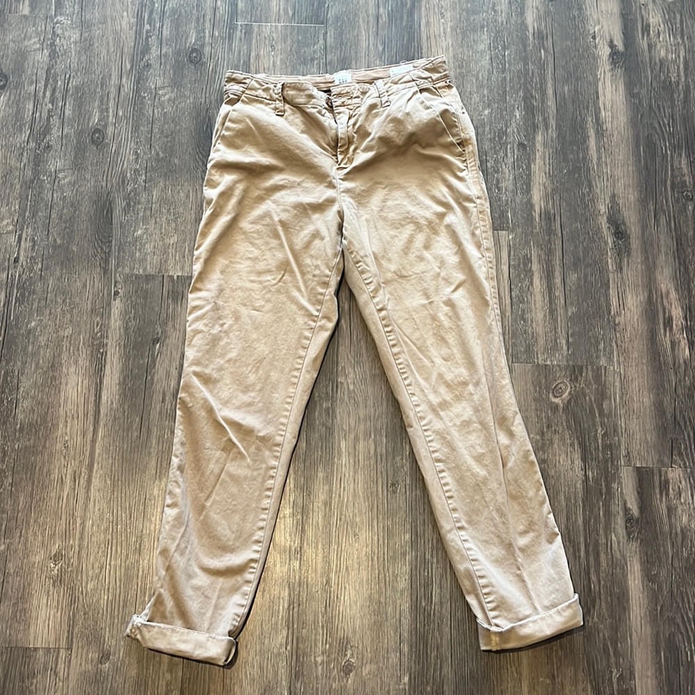 Gap Girlfriend Chino